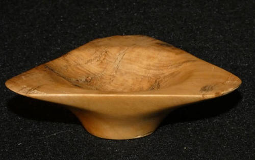 3 cornered saucer from half of a cube