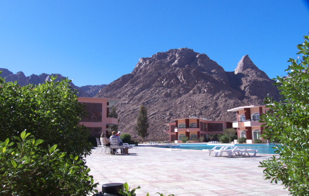 The hotels around Mt. Sinai