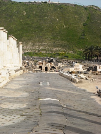 Beit Shean: Palladius Street