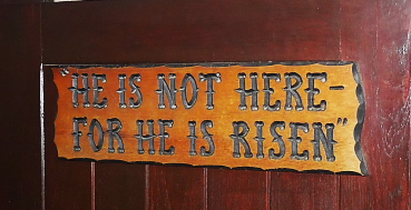 Jerusalem: Garden Tomb Not here sign