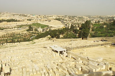 Jerusalem: Jewish cemetery facing the Kidron Valley