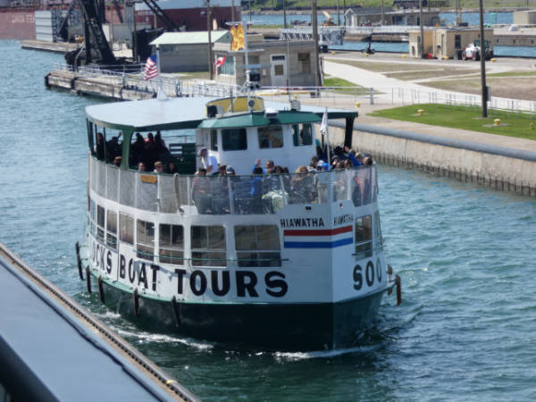 Tour boat in lock
