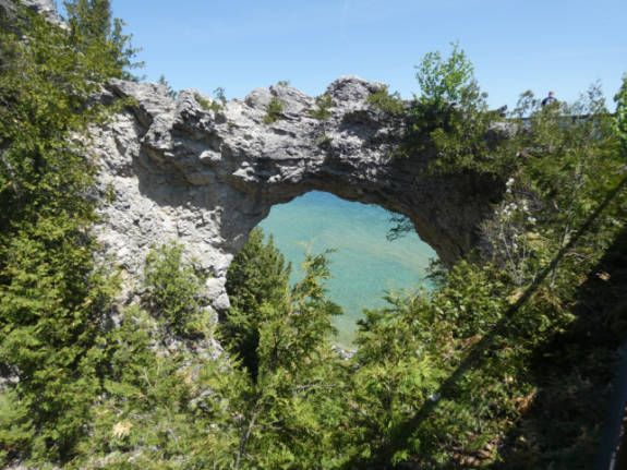 Arch rock